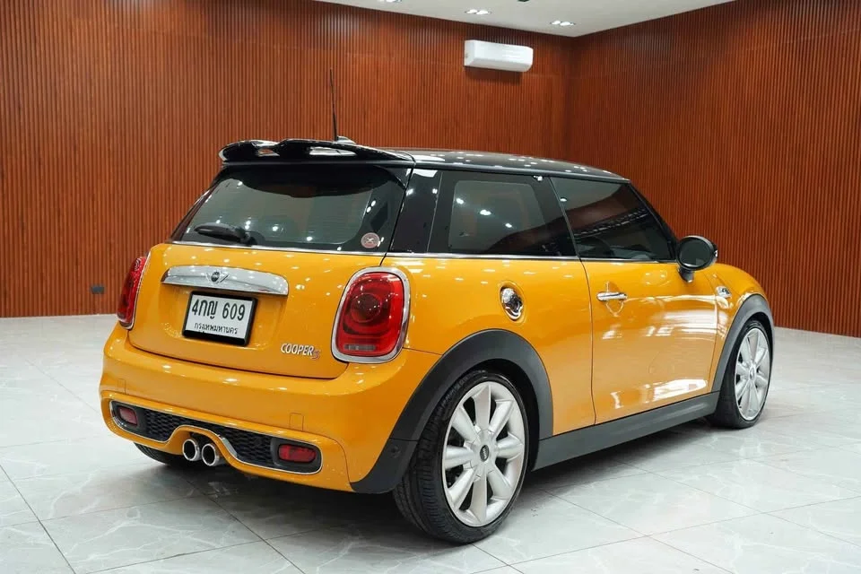 2015 Mini Hatch  III 2