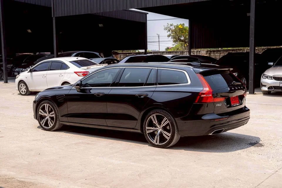2021 Volvo V60 II 2