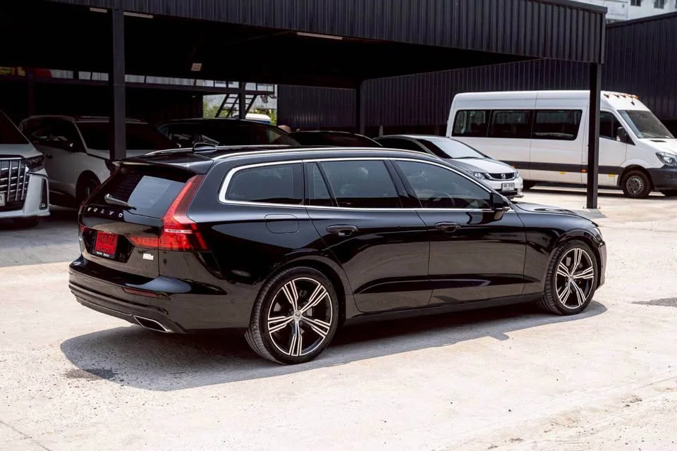 2021 Volvo V60 II 3