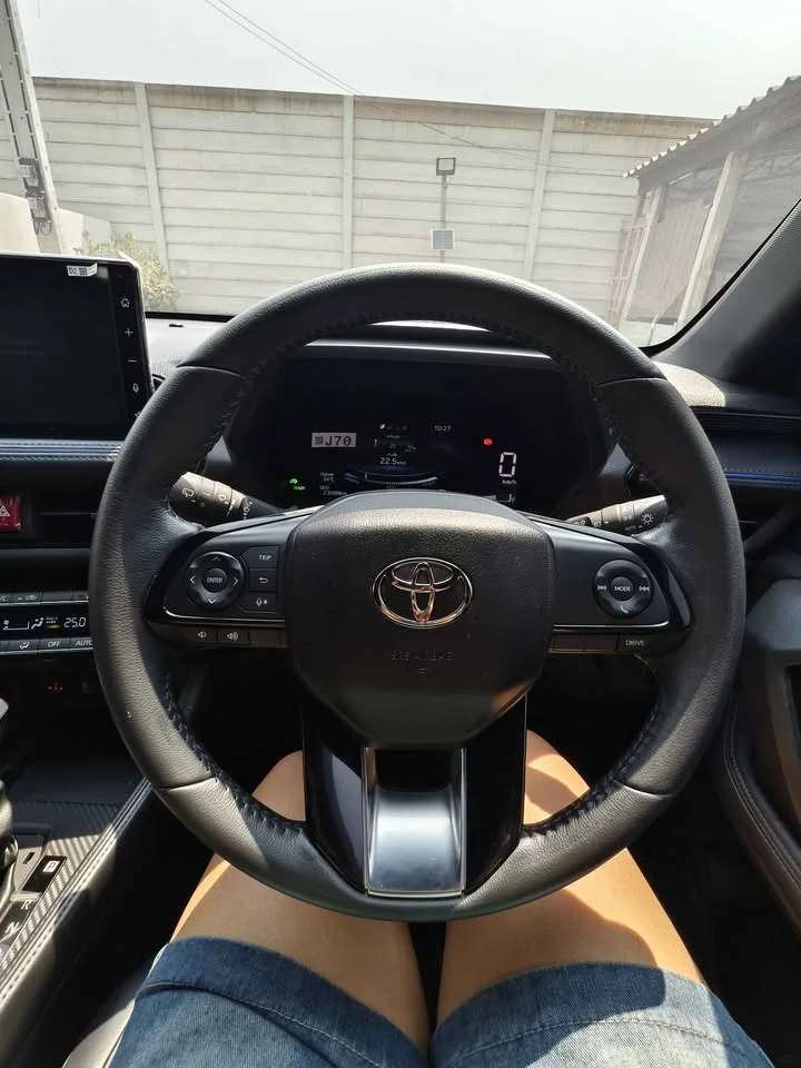 2024 Toyota Yaris Cross AC200 2