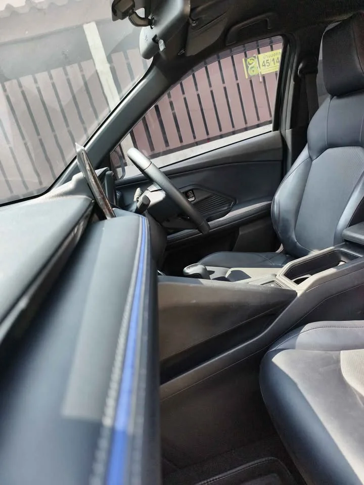 2024 Toyota Yaris Cross AC200 3