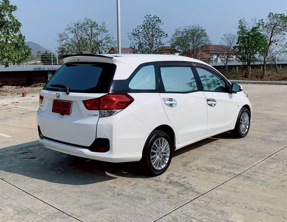 2018 Honda Mobilio II 3