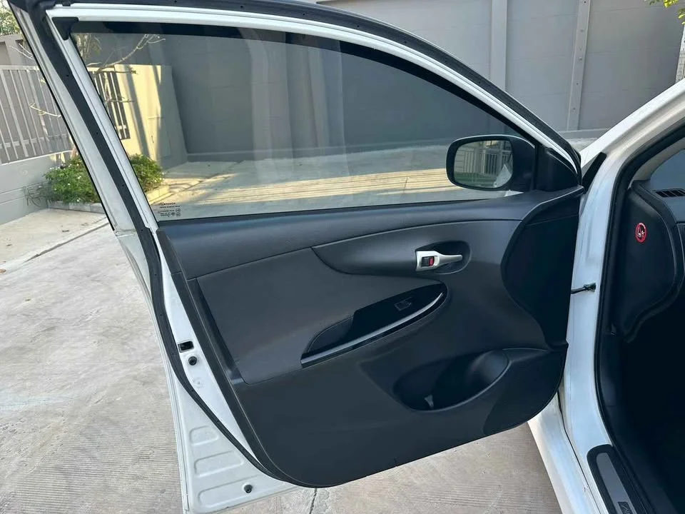 2013 Toyota Corolla Altis X (E140) 2