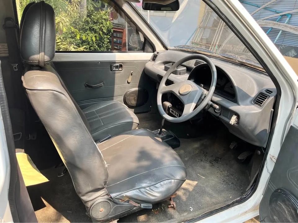 1998 Daihatsu Mira L200 3