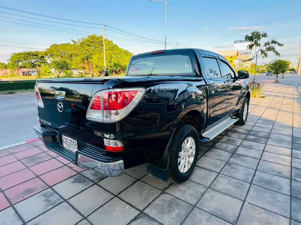 2012 Mazda BT-Series II 3