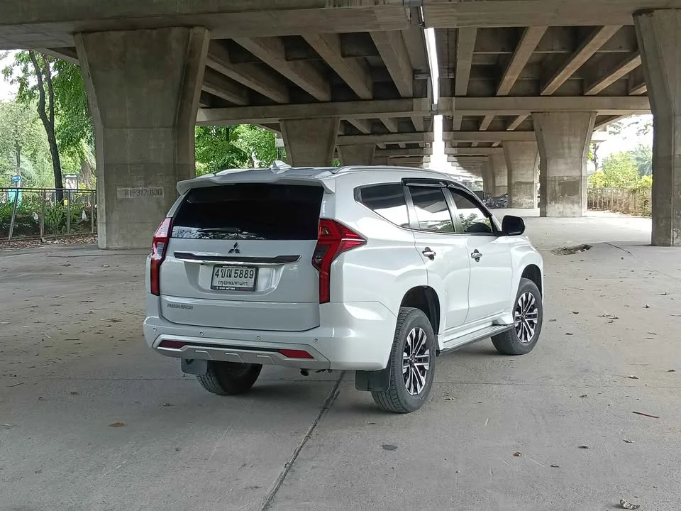 2023 Mitsubishi Pajero Sport III 2