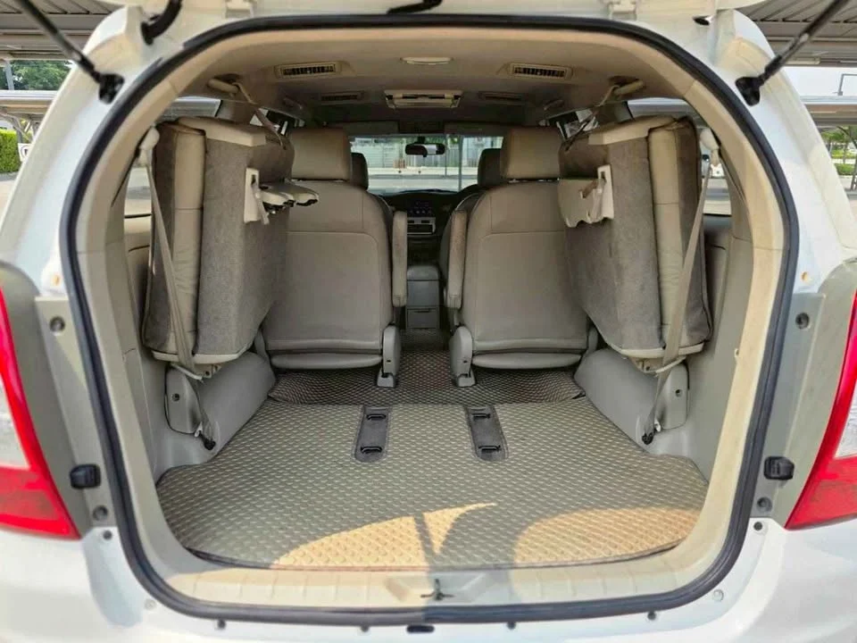 2013 Toyota Innova I 2
