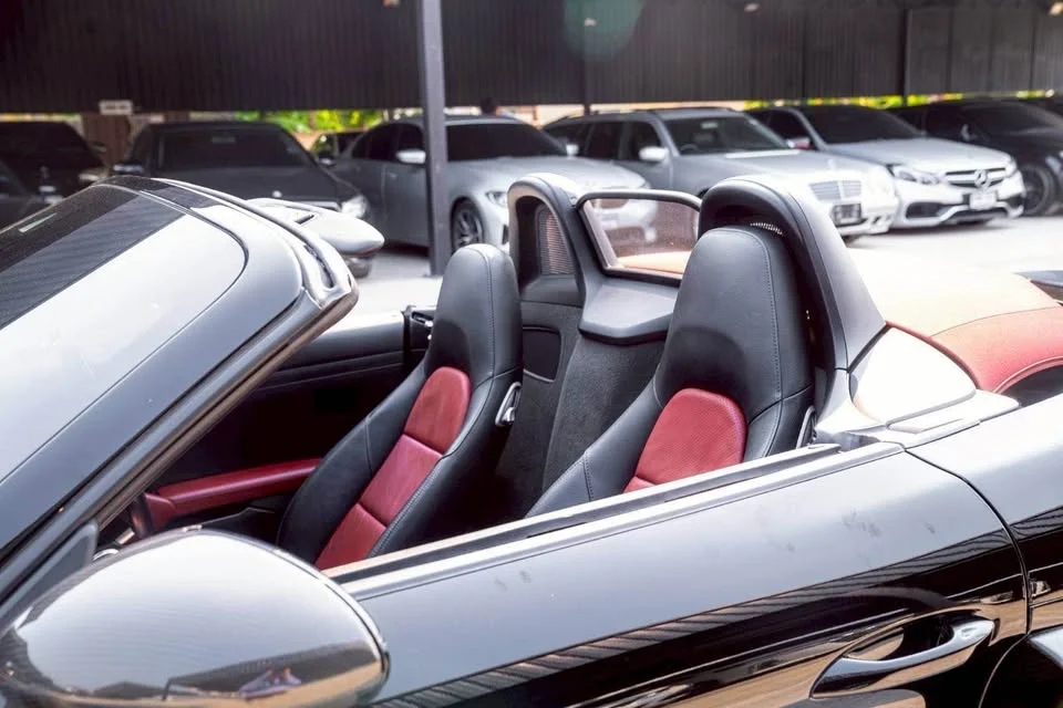 2019 Porsche 718 Boxster and Cayman IV 3