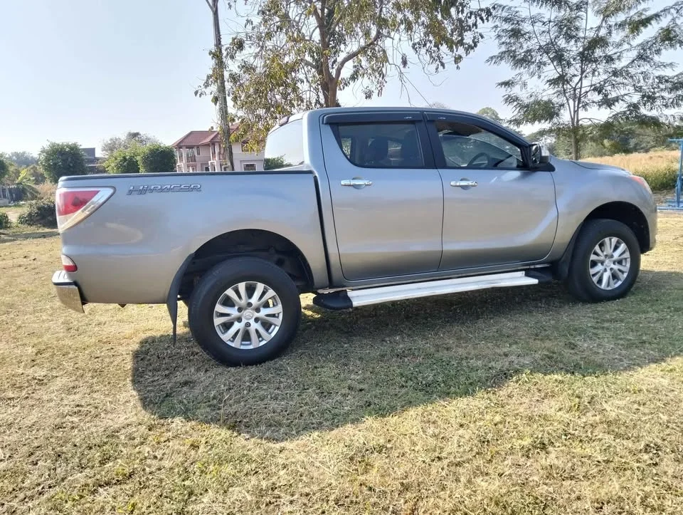 2014 Mazda BT-Series II 3