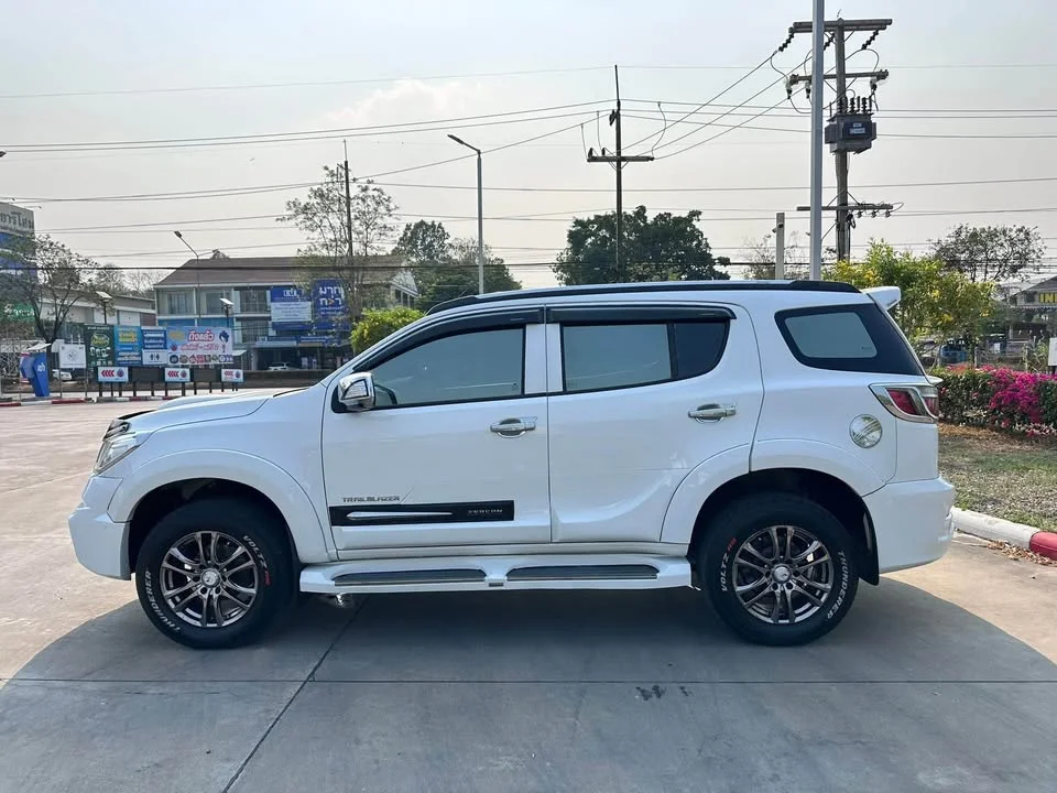 2013 Chevrolet TrailBlazer II 3
