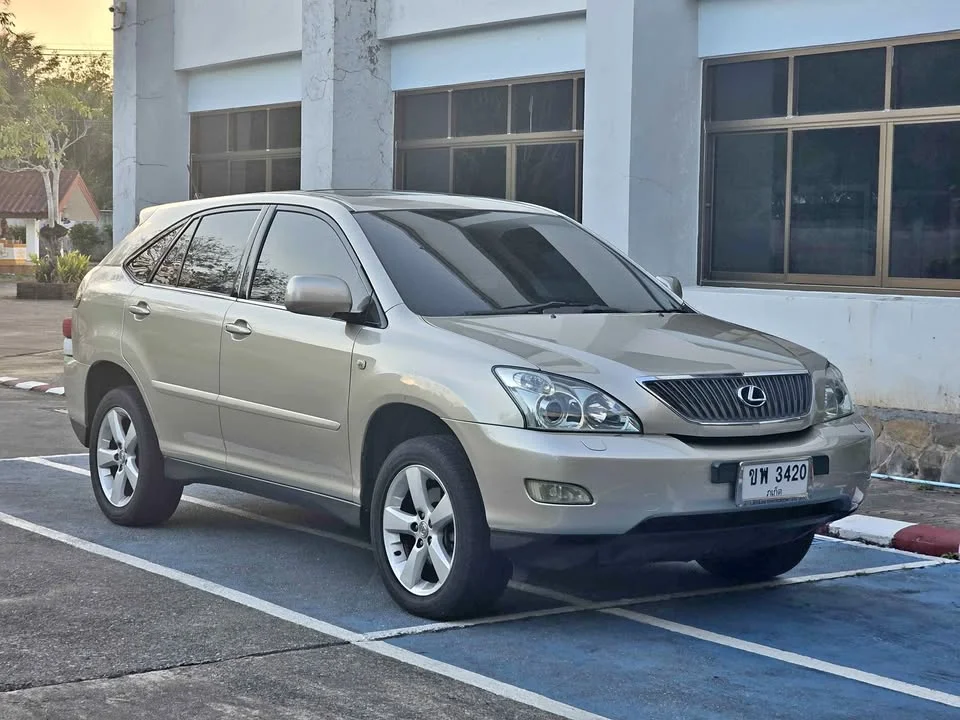 2004 Lexus RX II 3