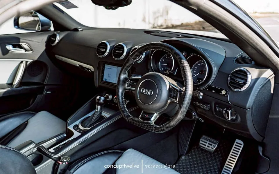 2011 Audi TT Mk2 3