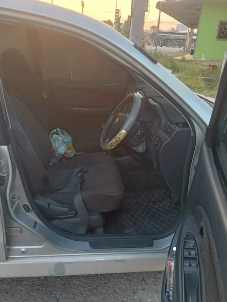 2004 Toyota Avanza I 2