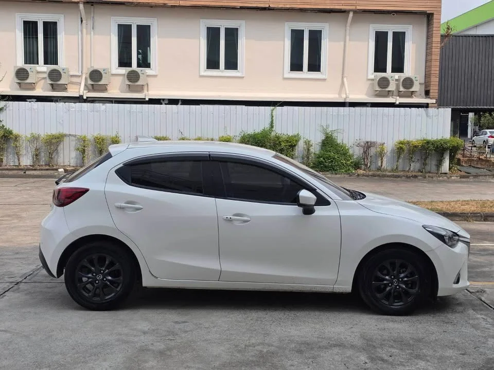 2019 Mazda 2 III 2
