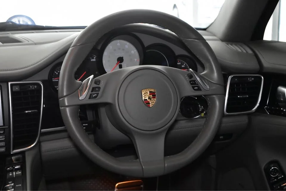 2012 Porsche Panamera I 2