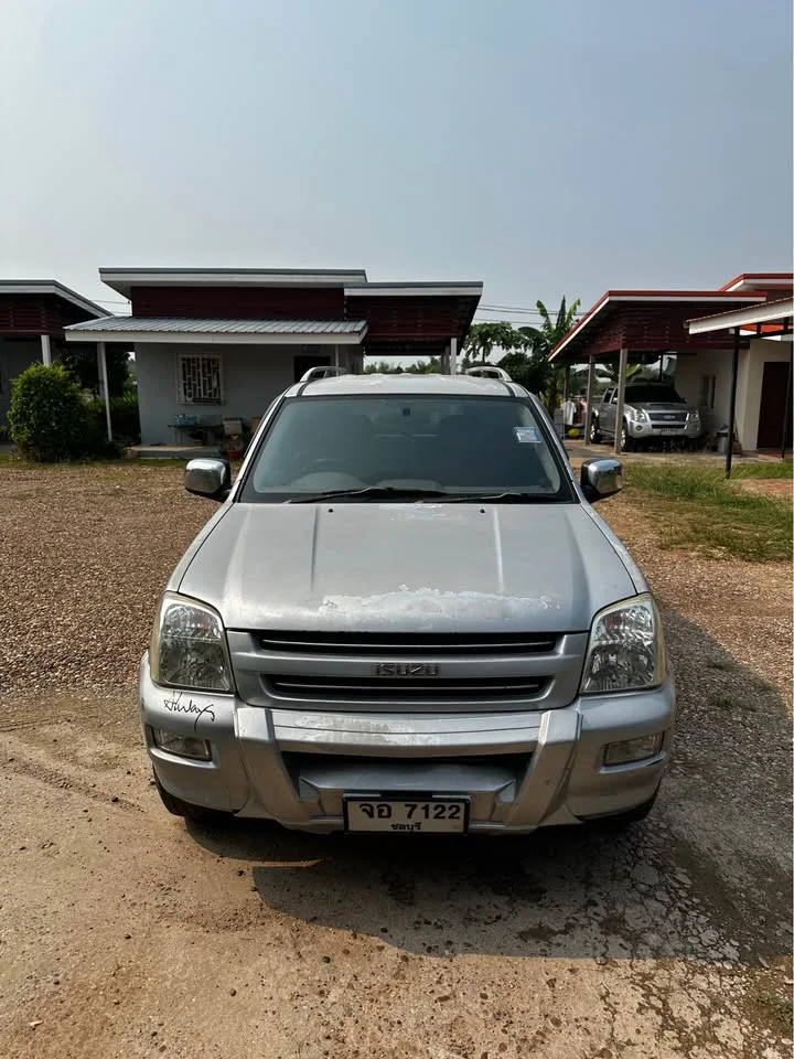 2004 Isuzu  TR Adventure Master II 3