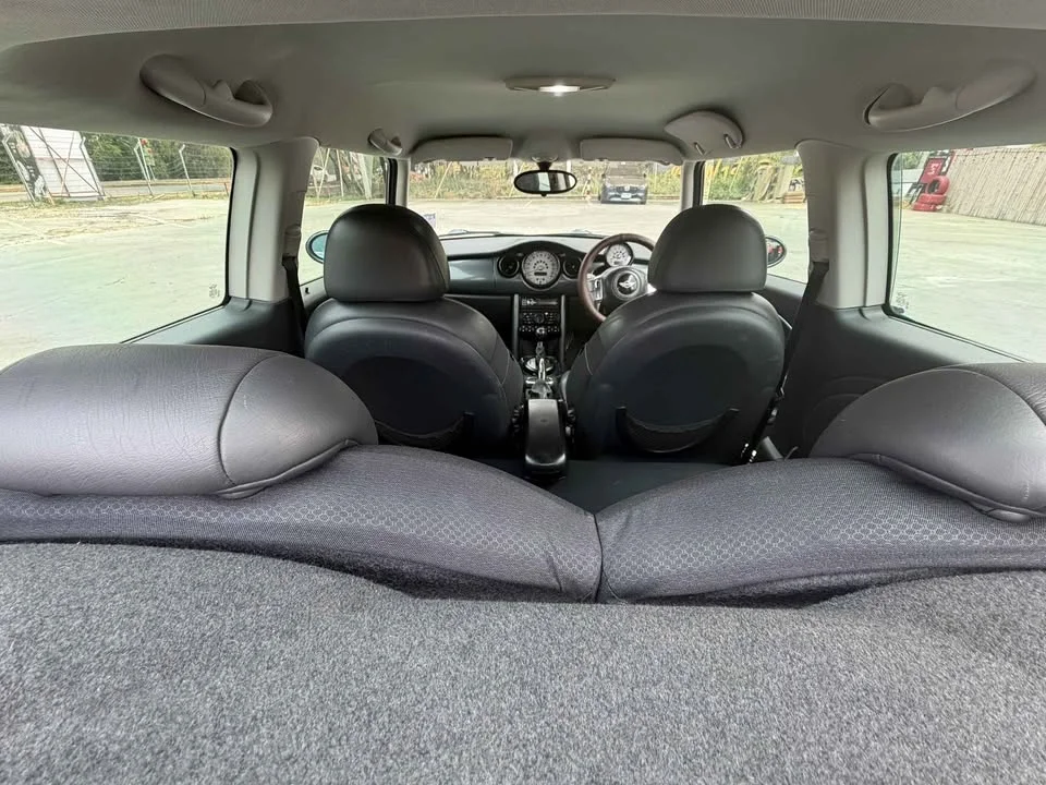 2004 Mini Hatch I 3