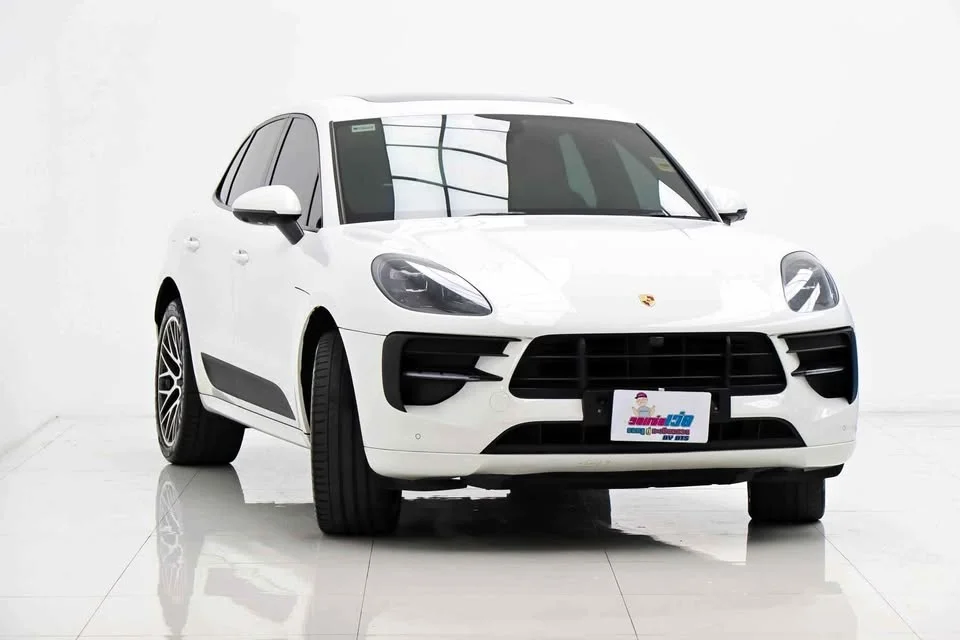 2020 Porsche Macan I 3