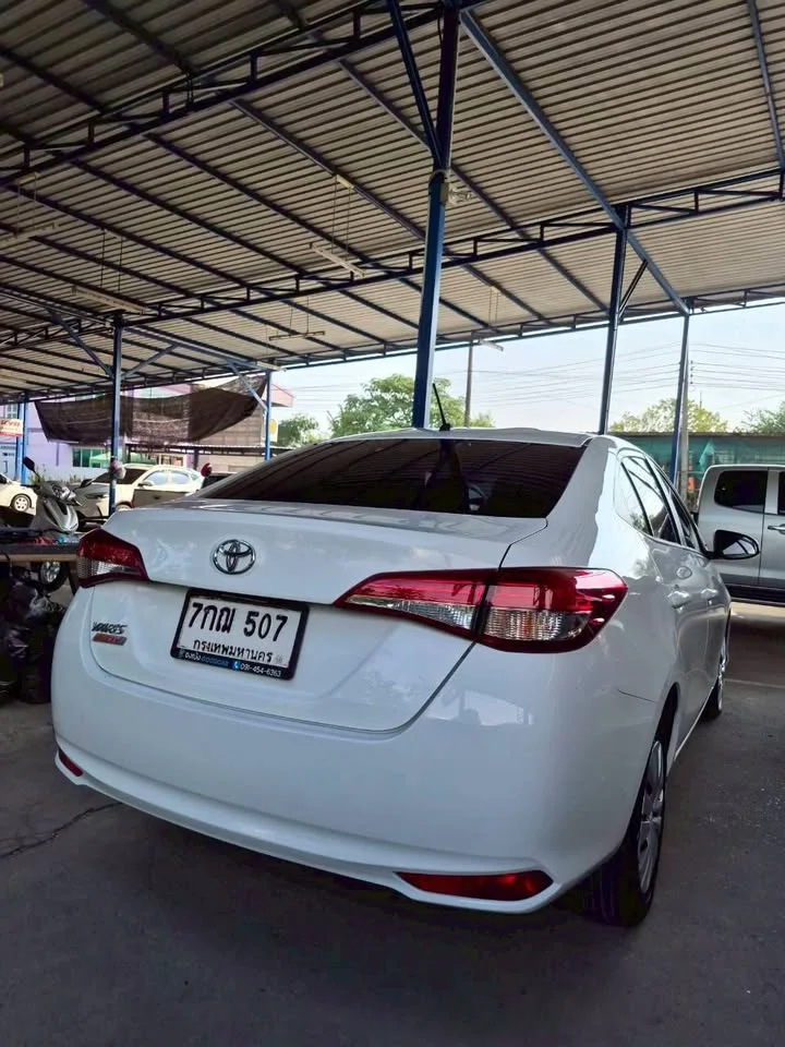 2018 Toyota Yaris ATIV III 2