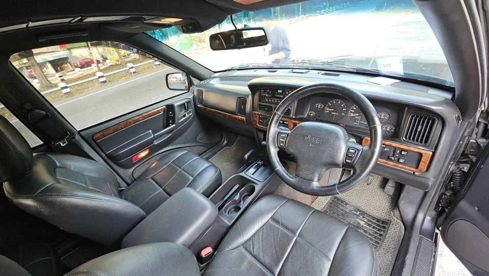 1996 Jeep Grand Cherokee ZJ 3