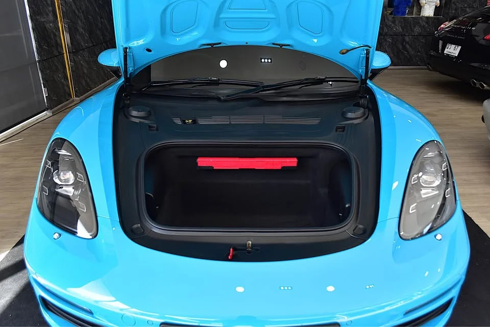 2018 Porsche 718 Boxster and Cayman IV 3