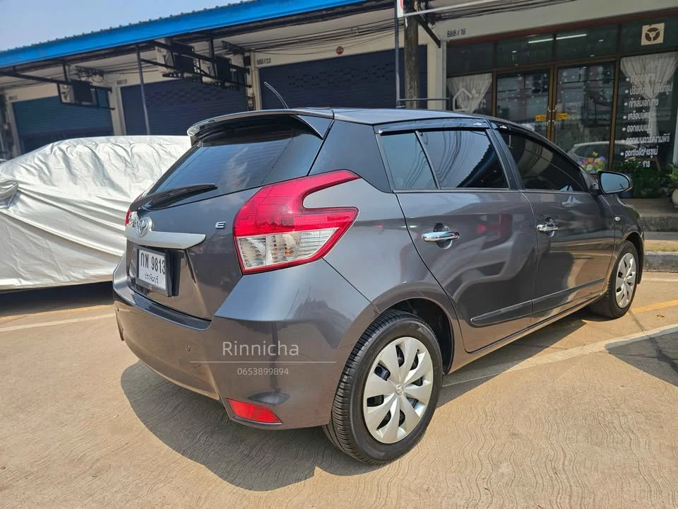2016 Toyota Yaris III 2