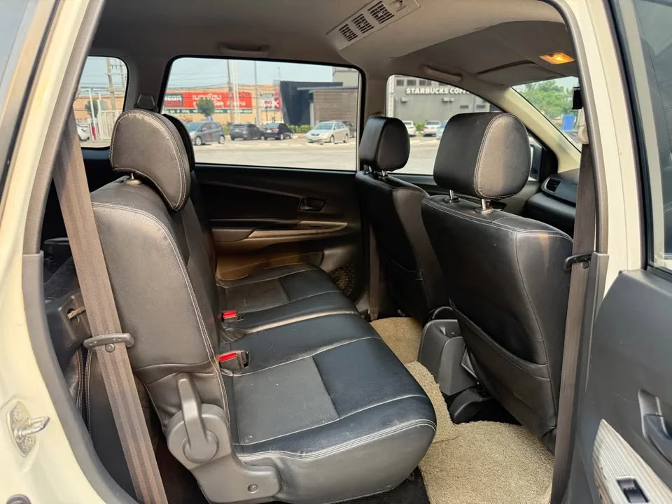 2013 Toyota Avanza II 2