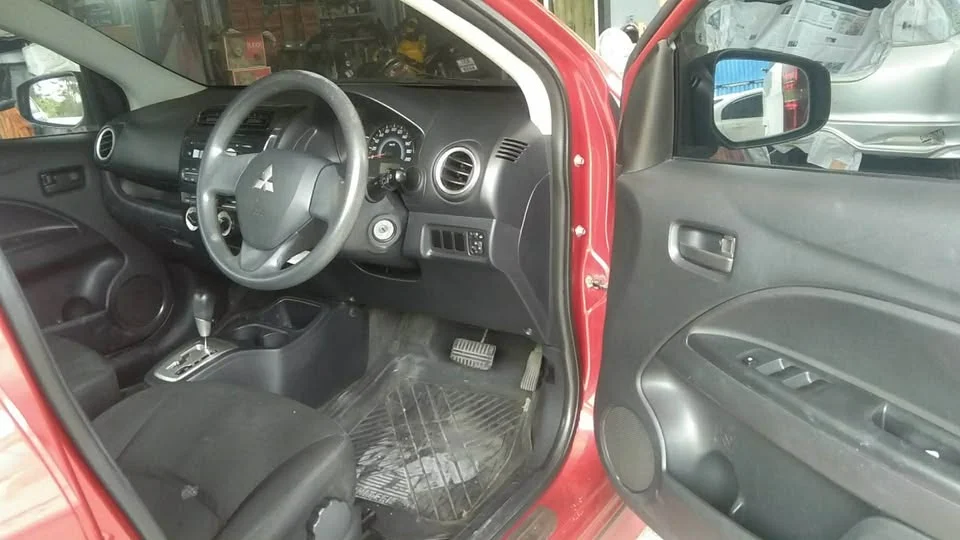 2013 Mitsubishi Attrage VI 2