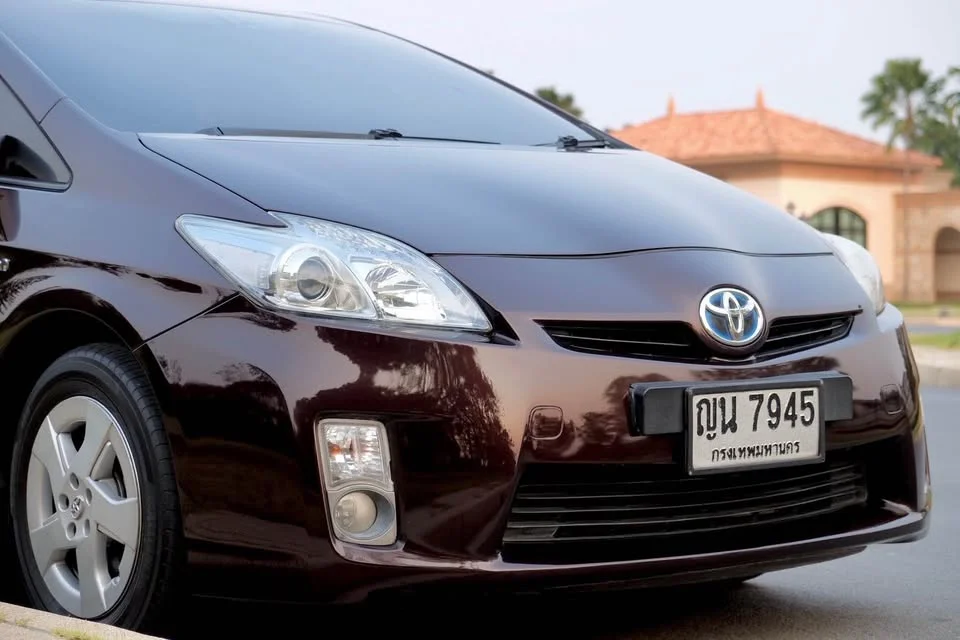 2011 Toyota Prius III 3