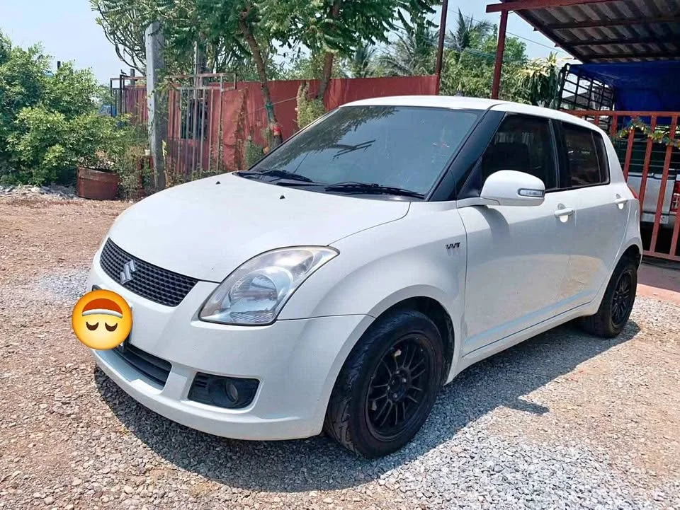 2011 Suzuki Swift I 2