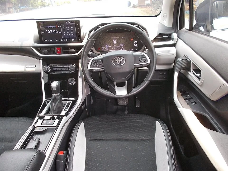 2022 Toyota Veloz III 3