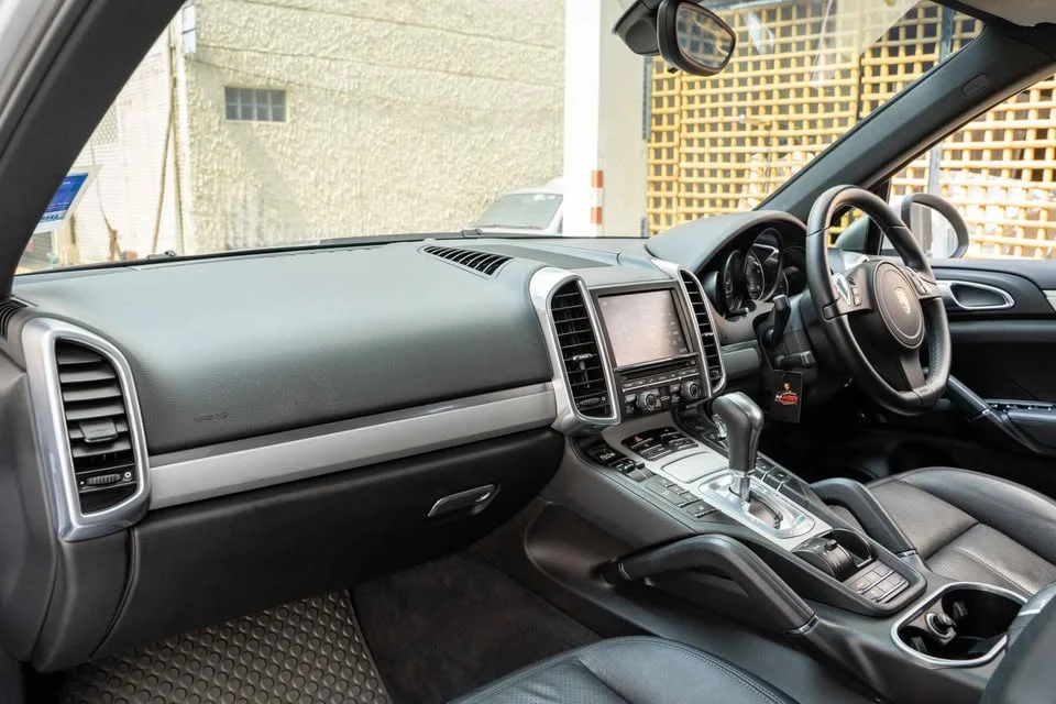 2011 Porsche Cayenne II 3