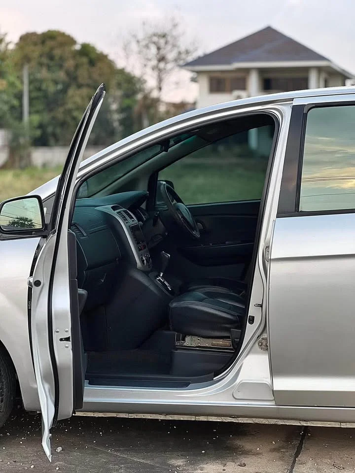 2010 Proton Exora 2