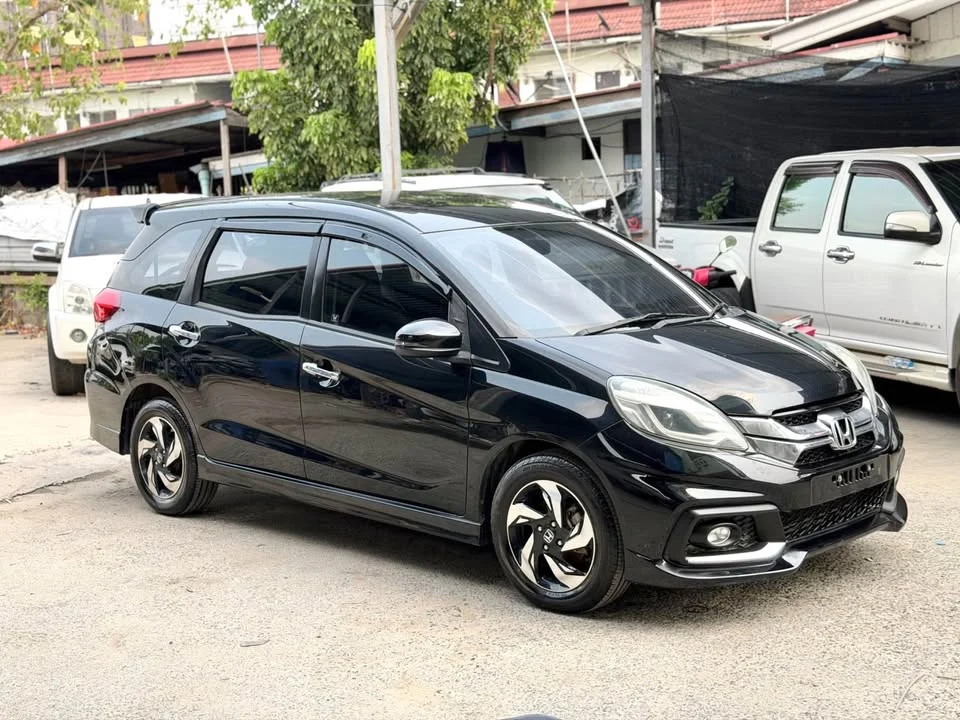 2014 Honda Mobilio II 3