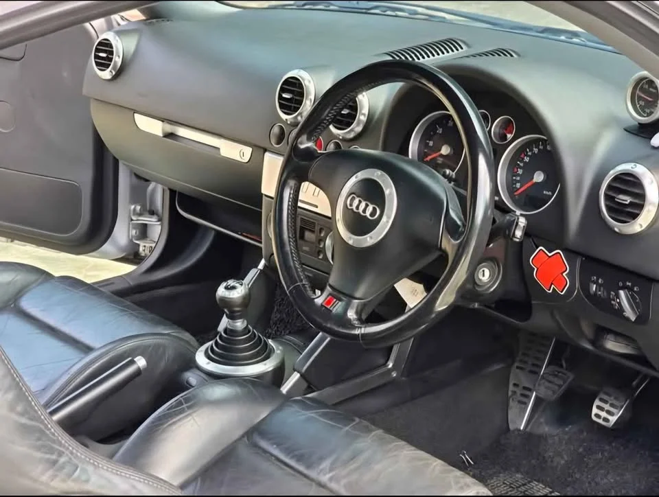 2001 Audi TT Mk1 2