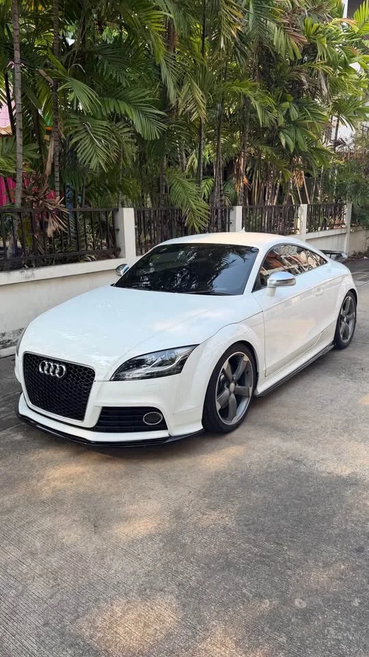 2010 Audi TT Mk2 2