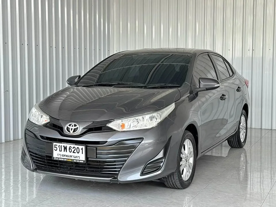2019 Toyota Yaris ATIV III 2
