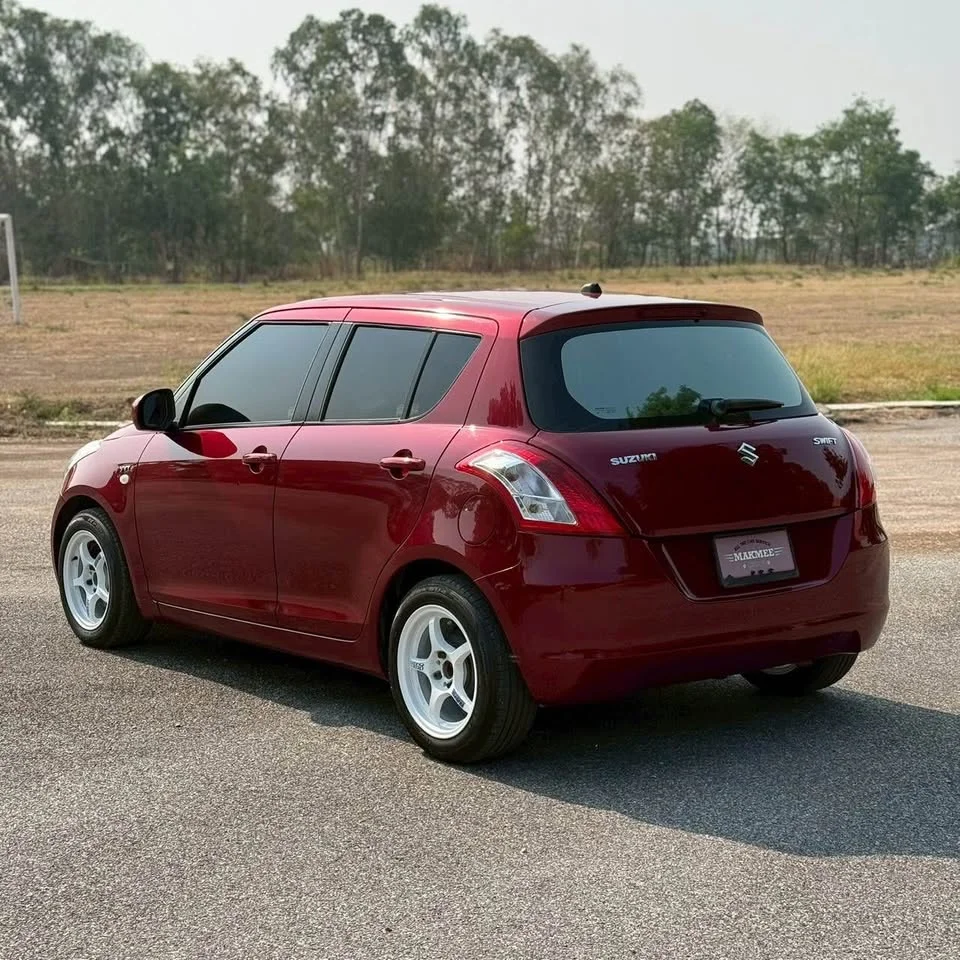 2017 Suzuki Swift II 2