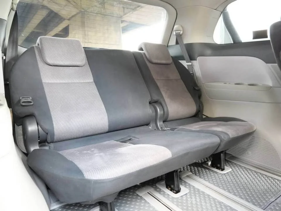 2011 Toyota Estima III 3