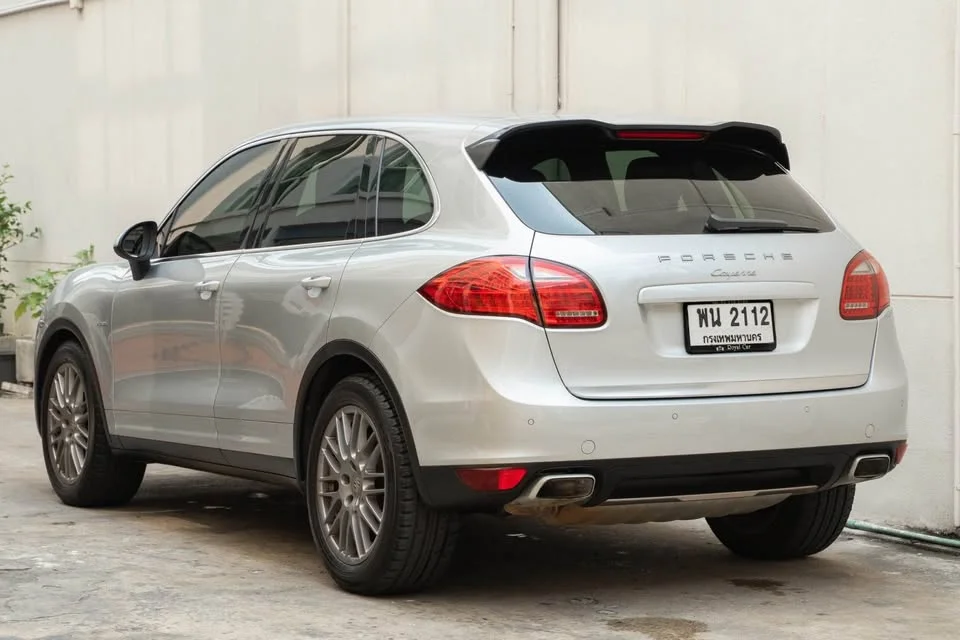 2011 Porsche Cayenne II 2