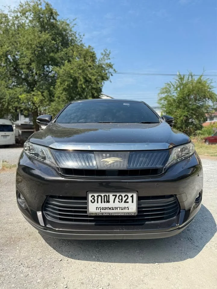 2014 Toyota Harrier III 3