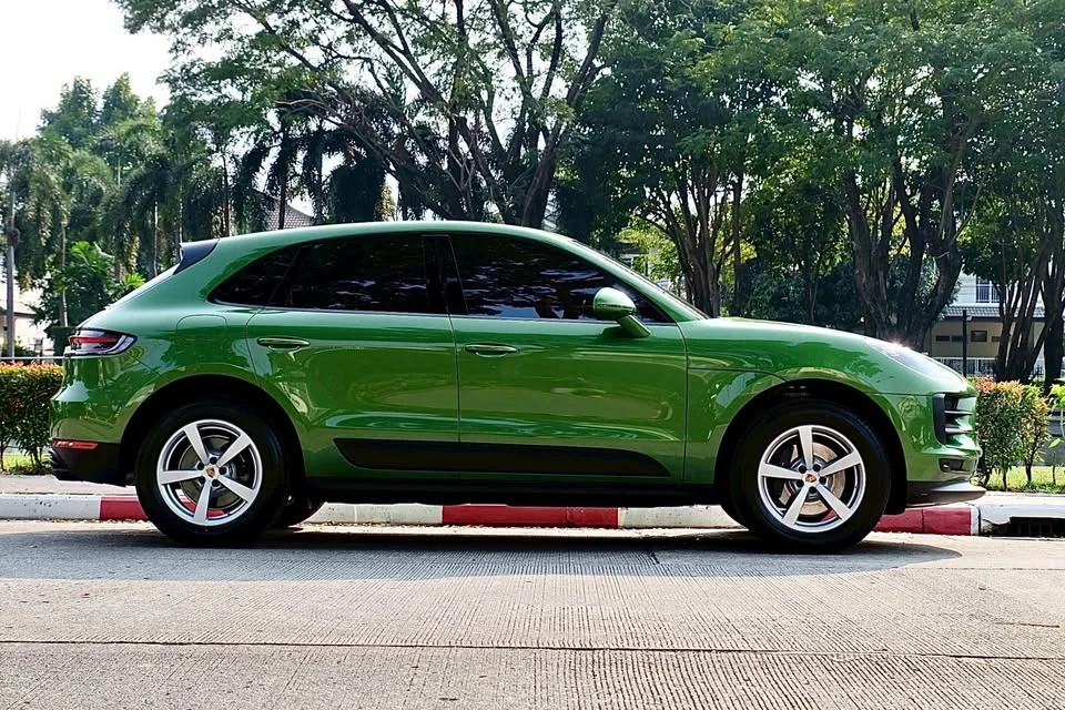 2020 Porsche Macan I 2