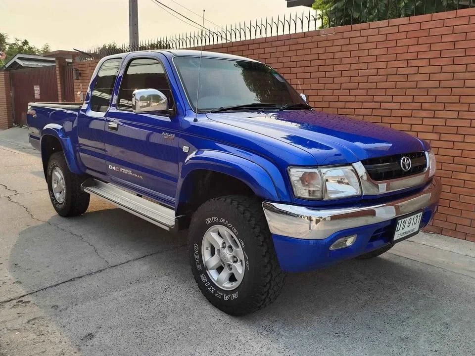 2001 Toyota Hilux Tiger VI 3