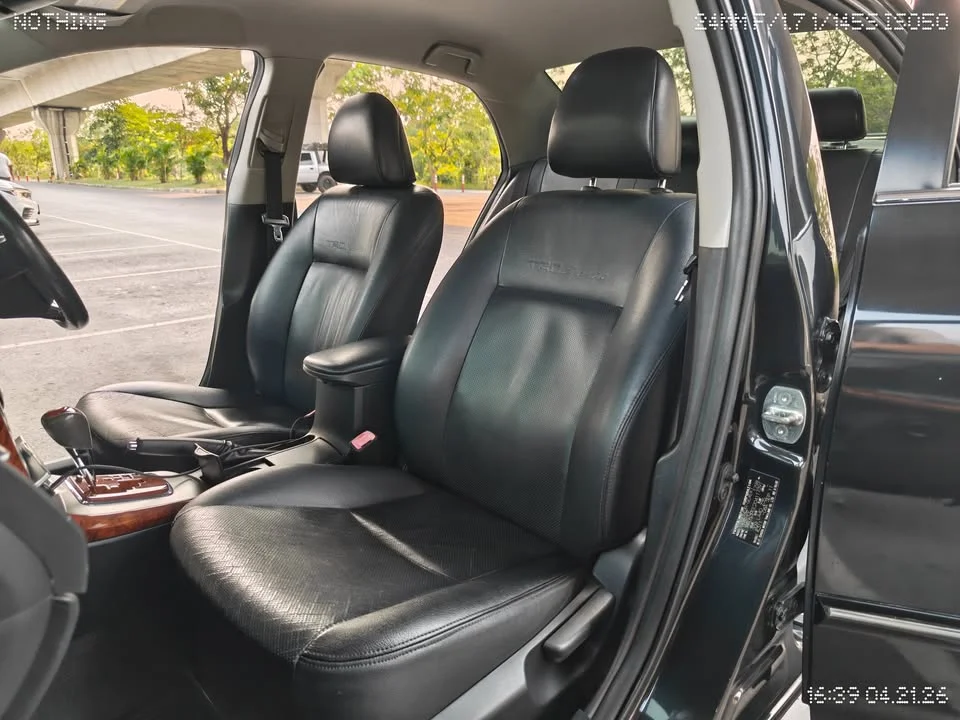 2011 Toyota Corolla Altis X (E140) 3