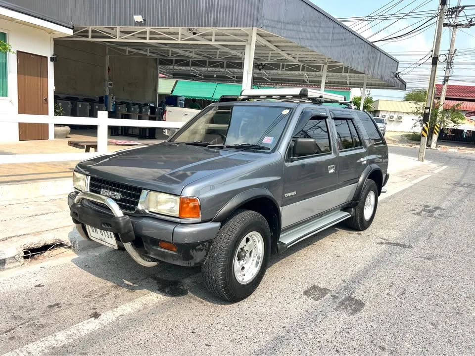 1994 Isuzu Vega I 2