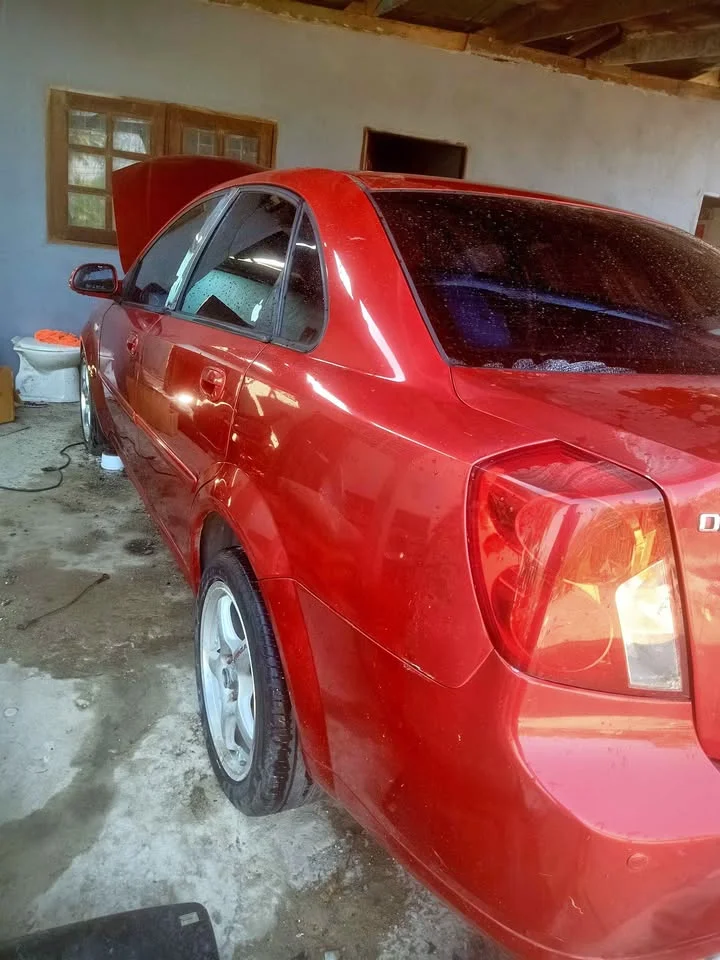 2005 Chevrolet Optra 2