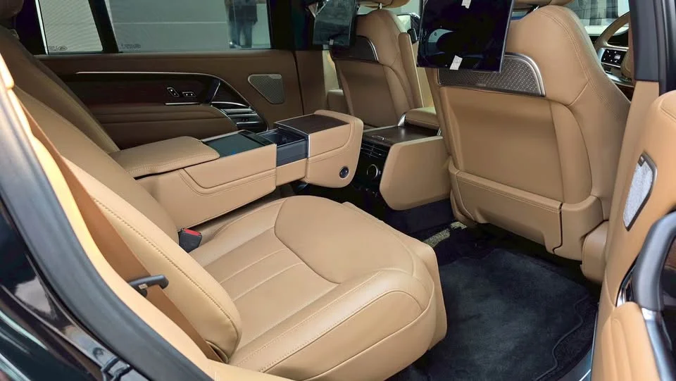2025 Land Rover Range Rover V 3