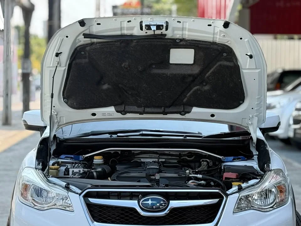 2014 Subaru XV I 2