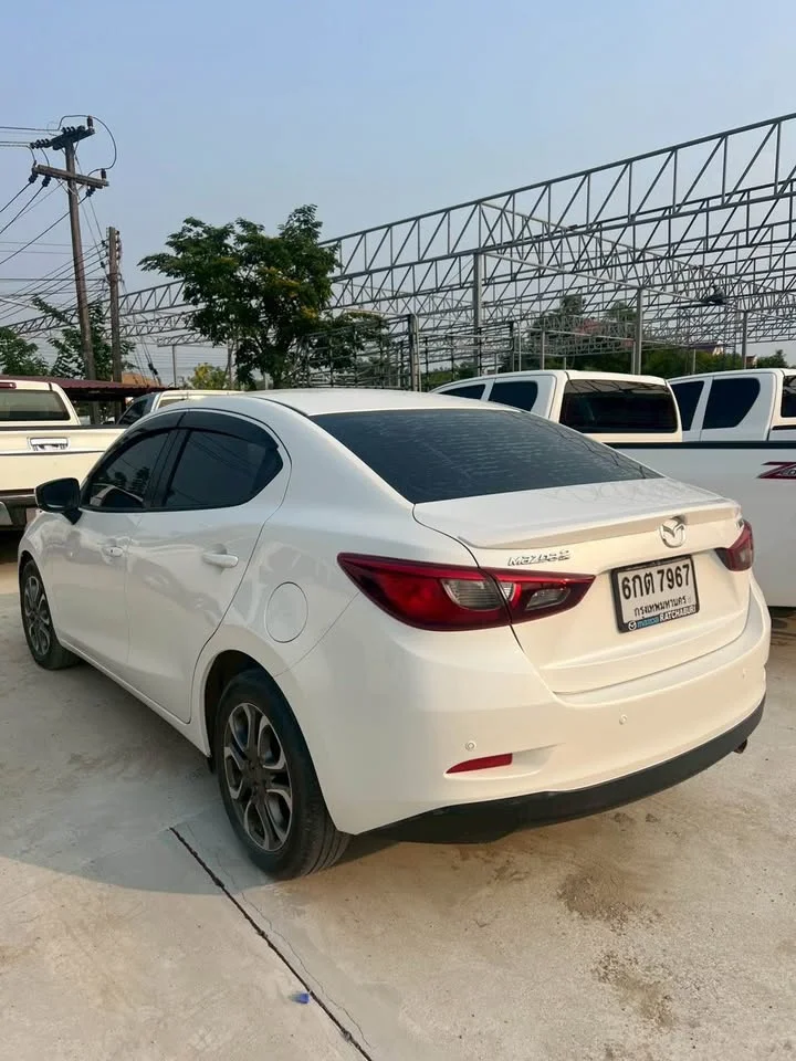 2017 Mazda 2 III 3