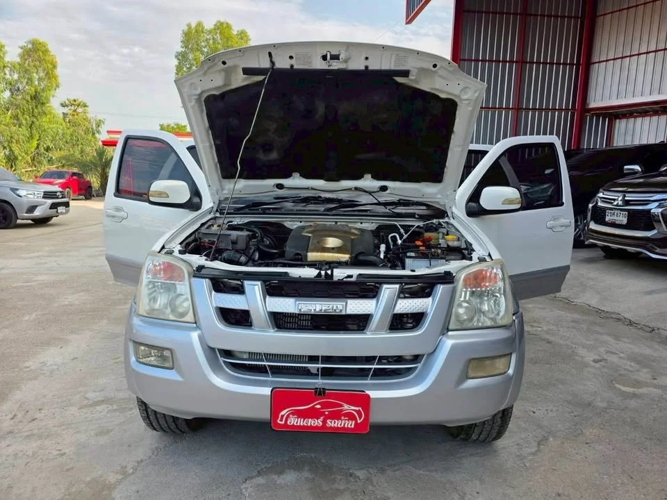 2006 Isuzu MU-7 3